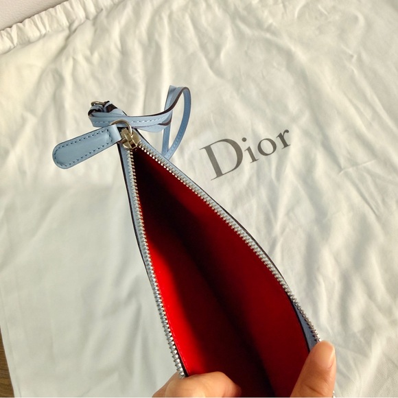 Christian Dior Medium Diorissimo Bag in Light Blue Calfskin - Picture 12 of 16